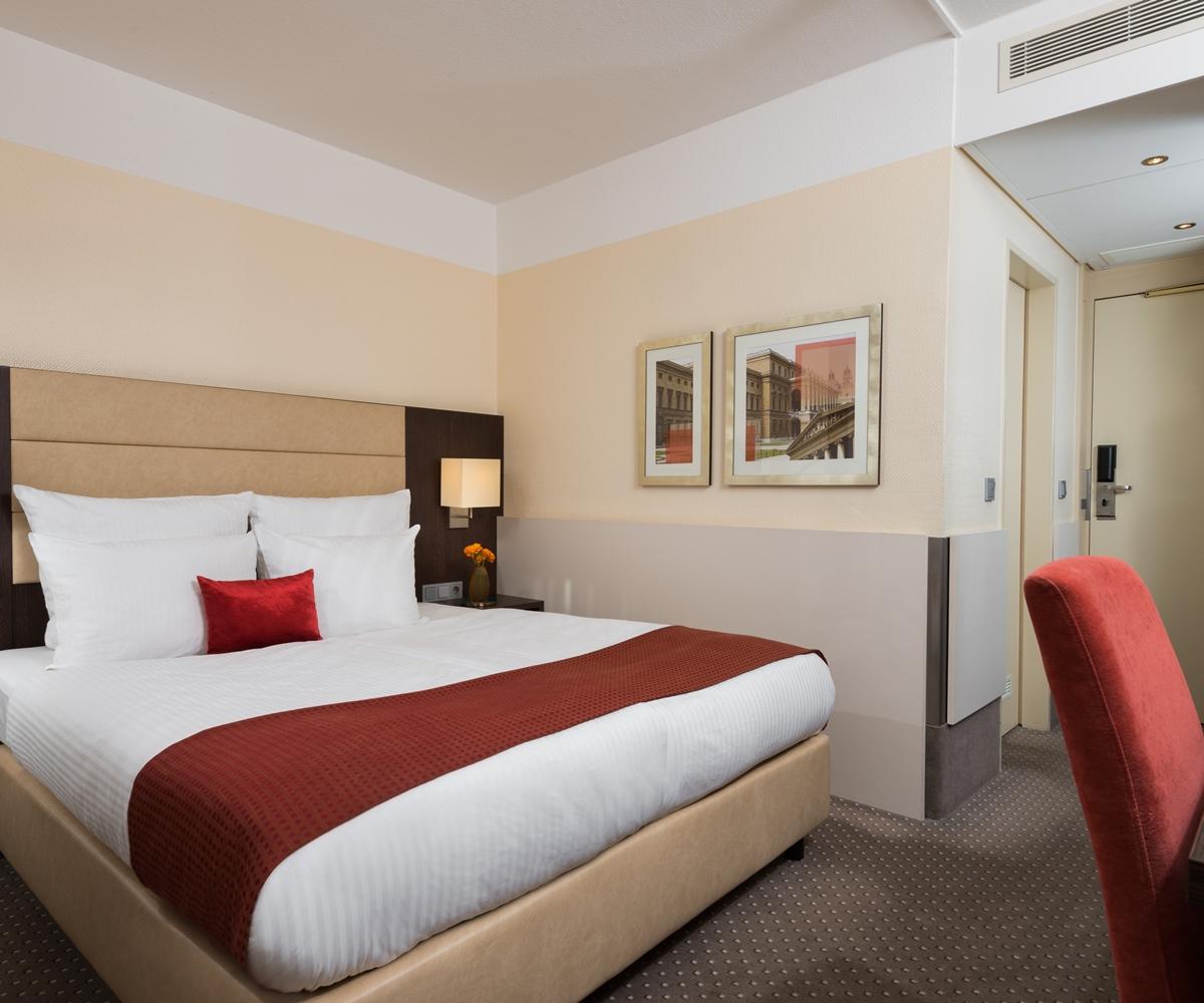 Leonardo Arabellapark Hotel Munich