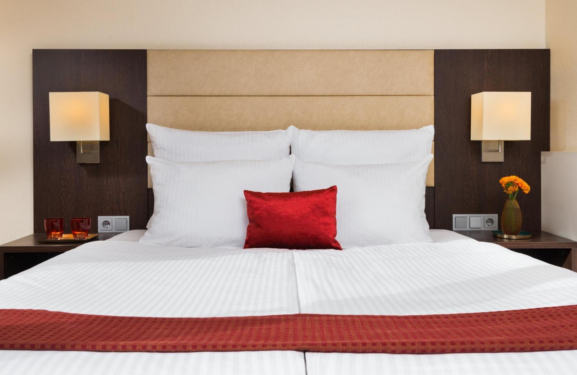 Leonardo Arabellapark 4* Munich