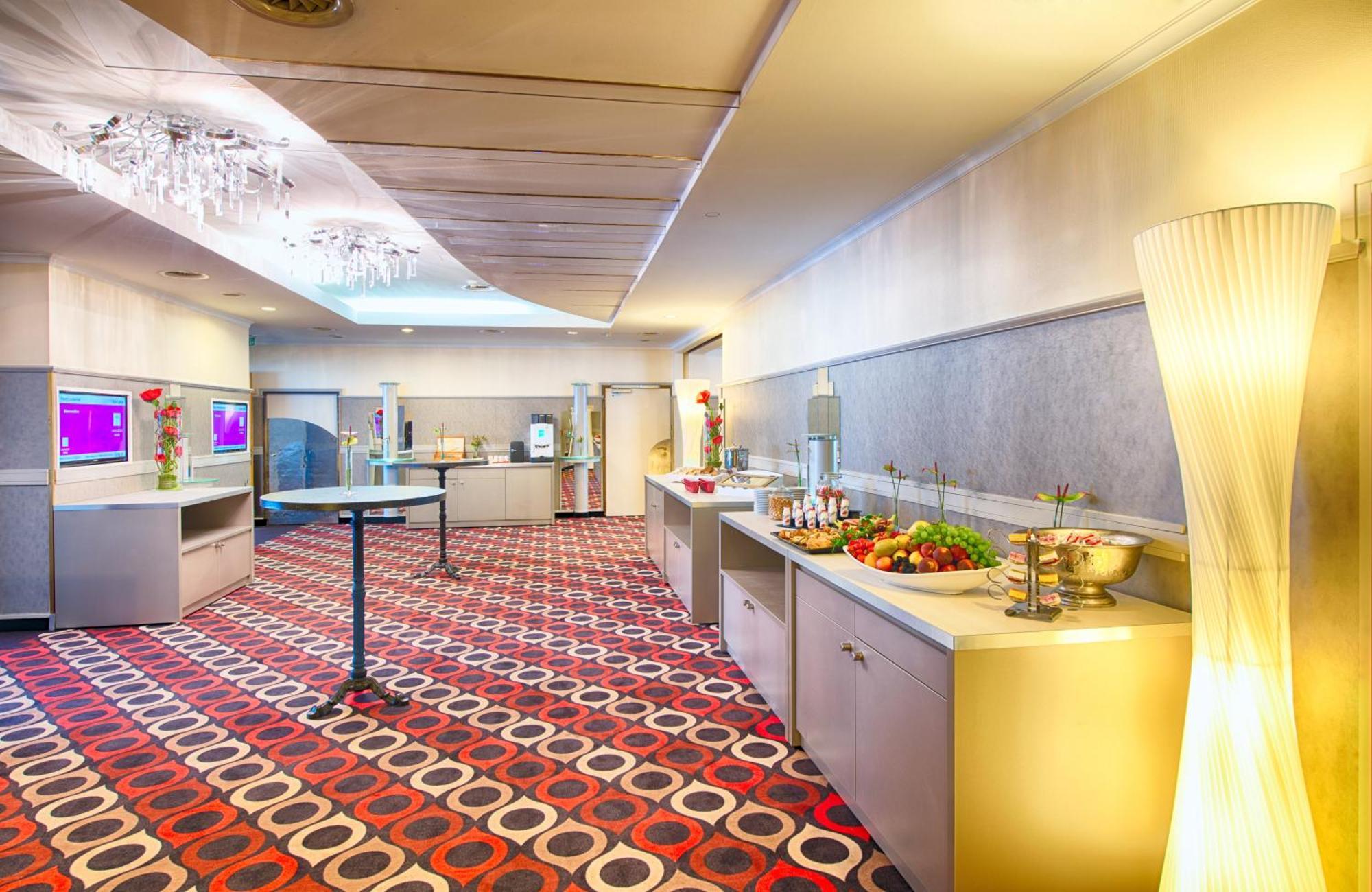 Leonardo Arabellapark Hotel Munich